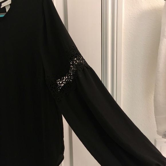 Ava & Viv Black Boho Blouse Crochet Arm X 14W - Picture 6 of 6